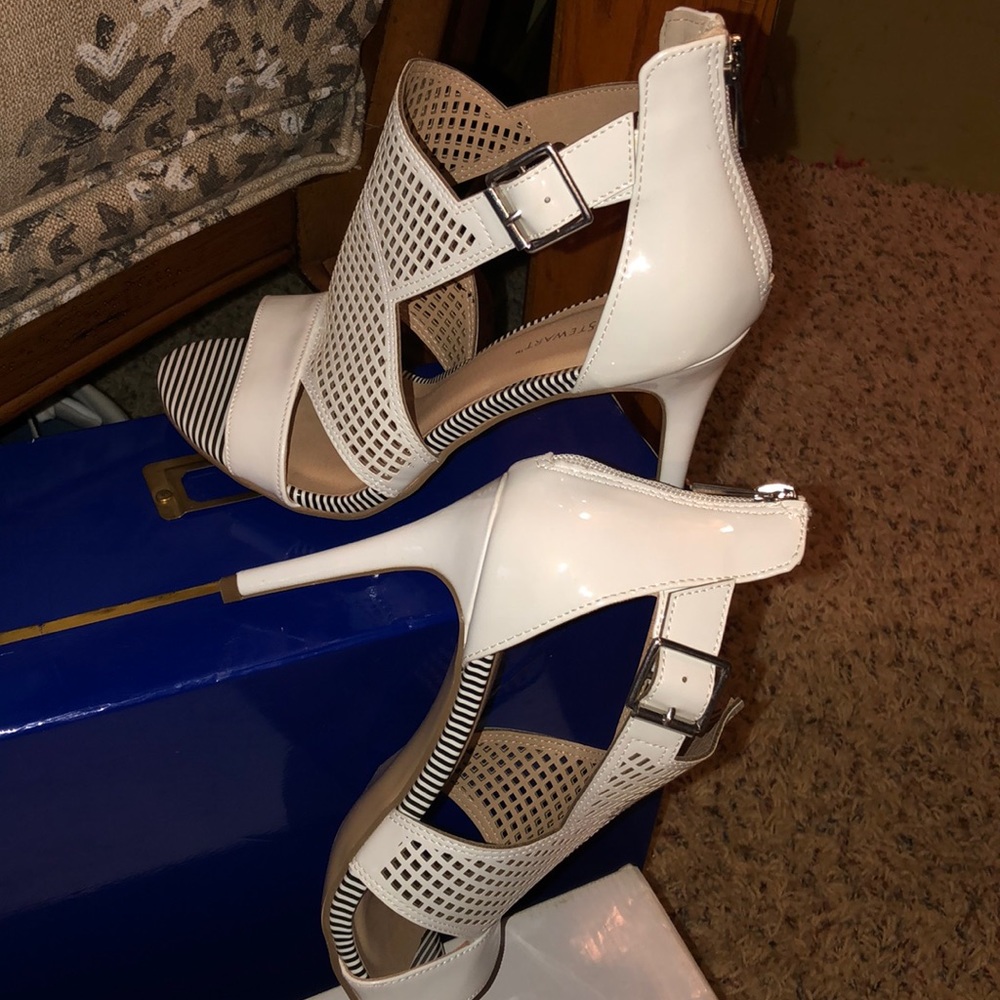 High heels - Picture 3 of 3
